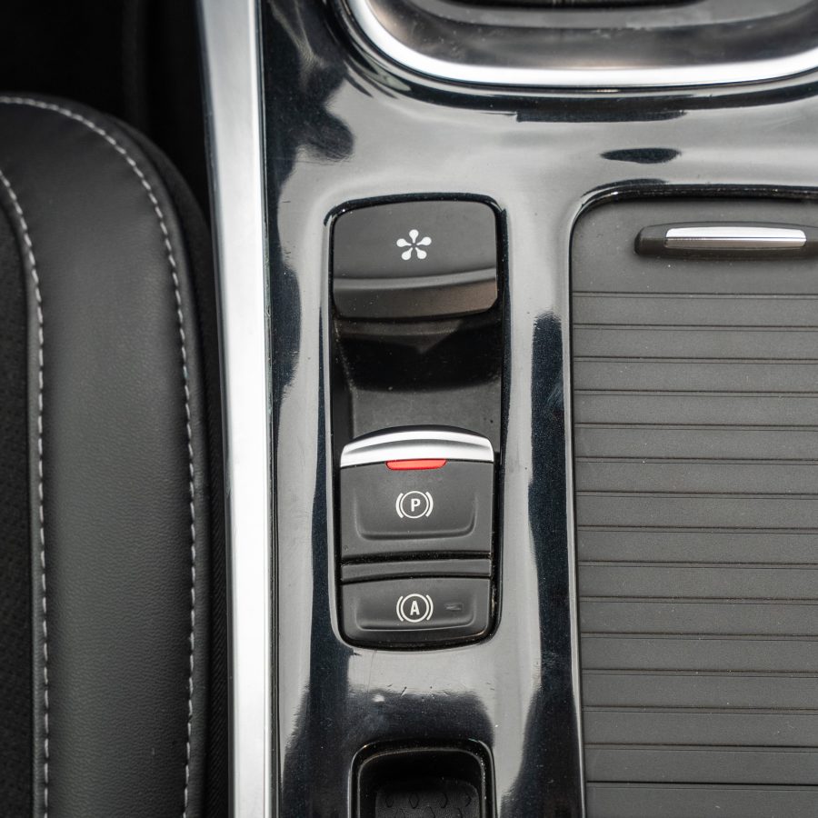 Renault Mégane TCe 140 GPF EDC TECHNO