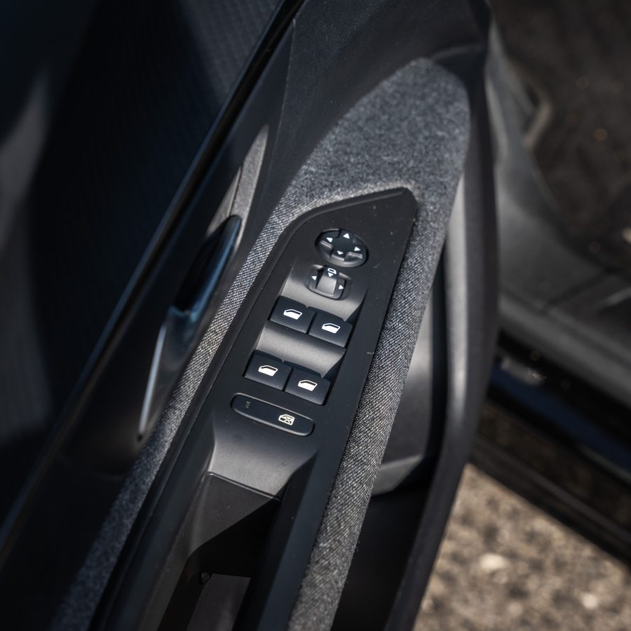 Peugeot 3008 BlueHDi 130 Stop & Start EAT8 Active Pack