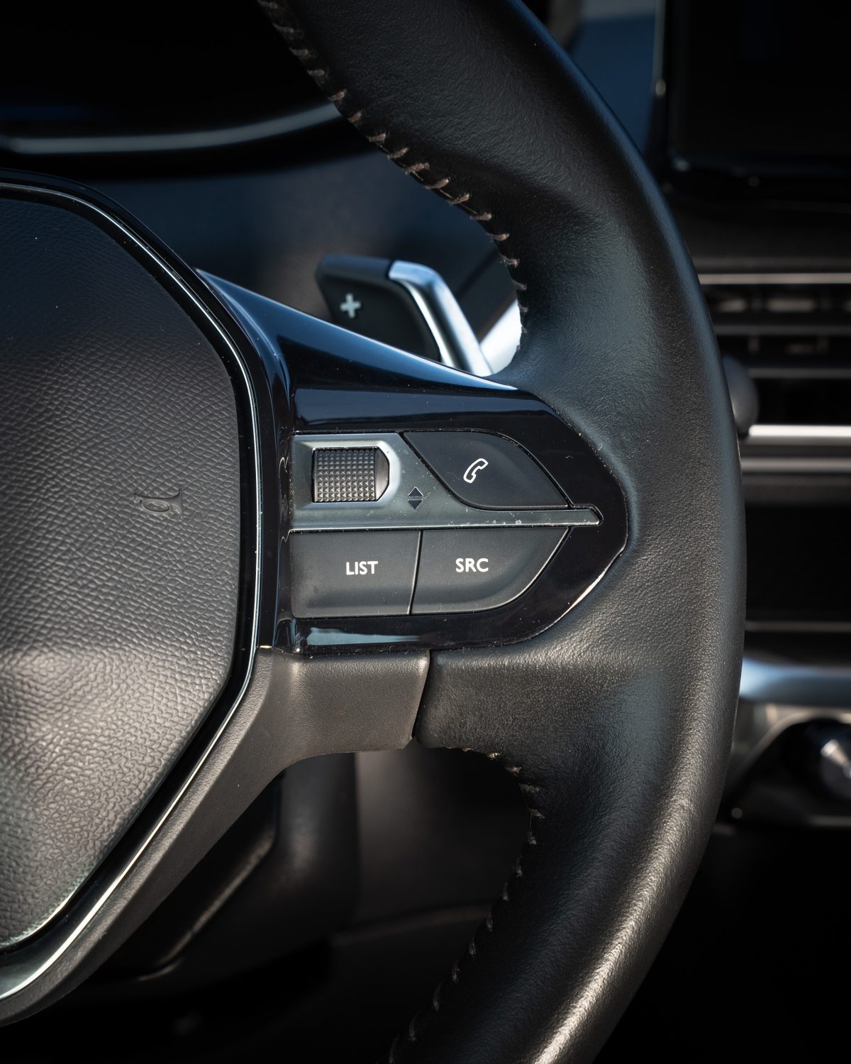 Peugeot 3008 BlueHDi 130 Stop & Start EAT8 Active Pack
