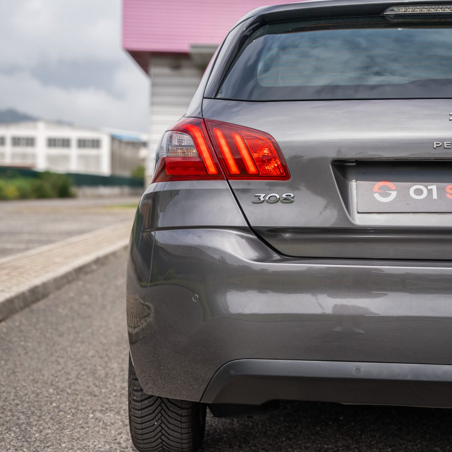 Peugeot 308 PureTech 130 EAT6 Stop & Start Active