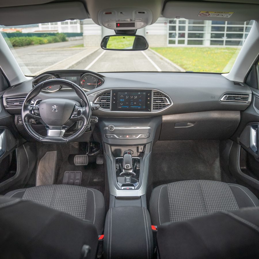 Peugeot 308 PureTech 130 EAT6 Stop & Start Active
