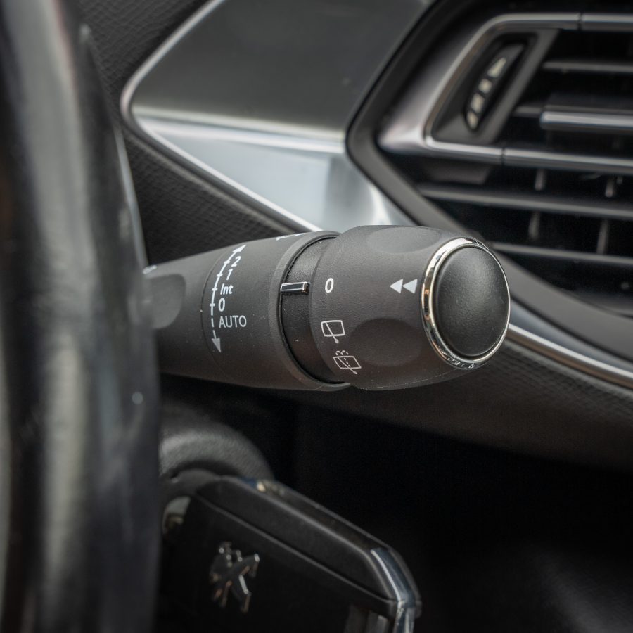 Peugeot 308 PureTech 130 EAT6 Stop & Start Active