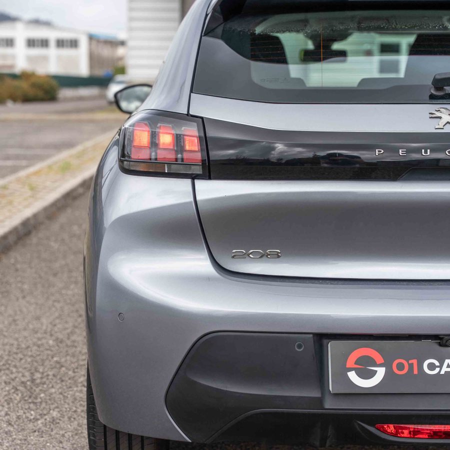 Peugeot 208 1.2 PureTech Allure Pack EAT8