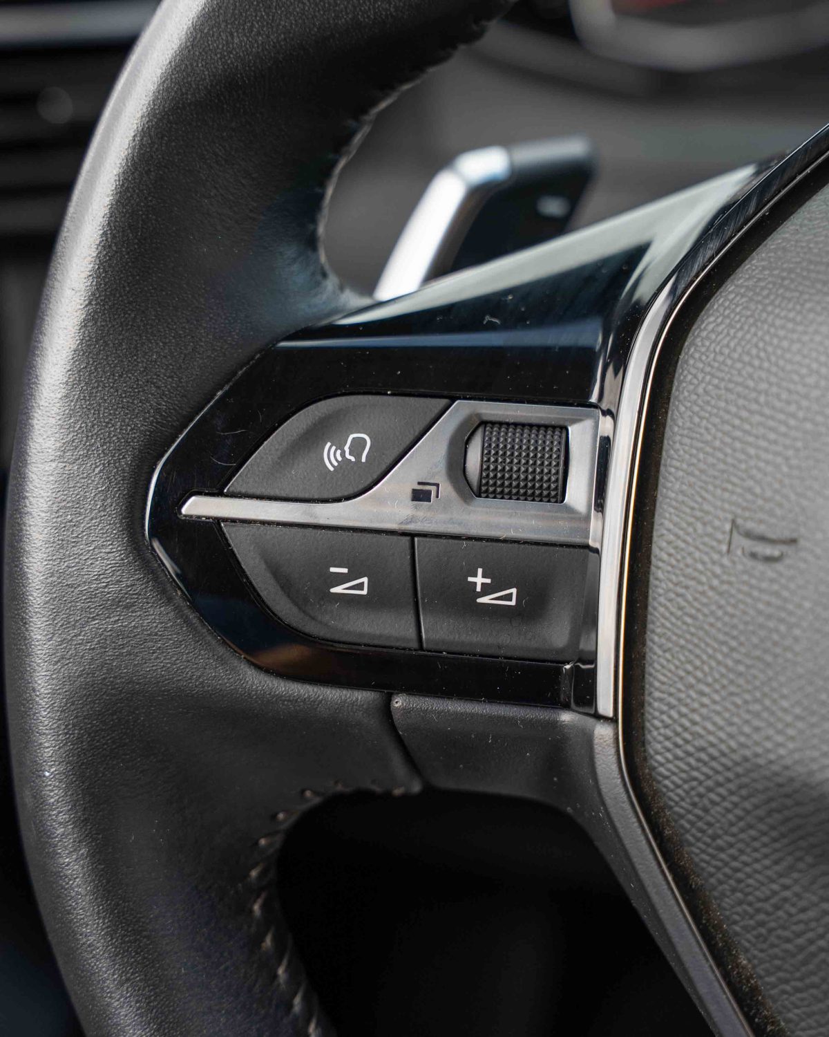 Peugeot 208 1.2 PureTech Allure Pack EAT8