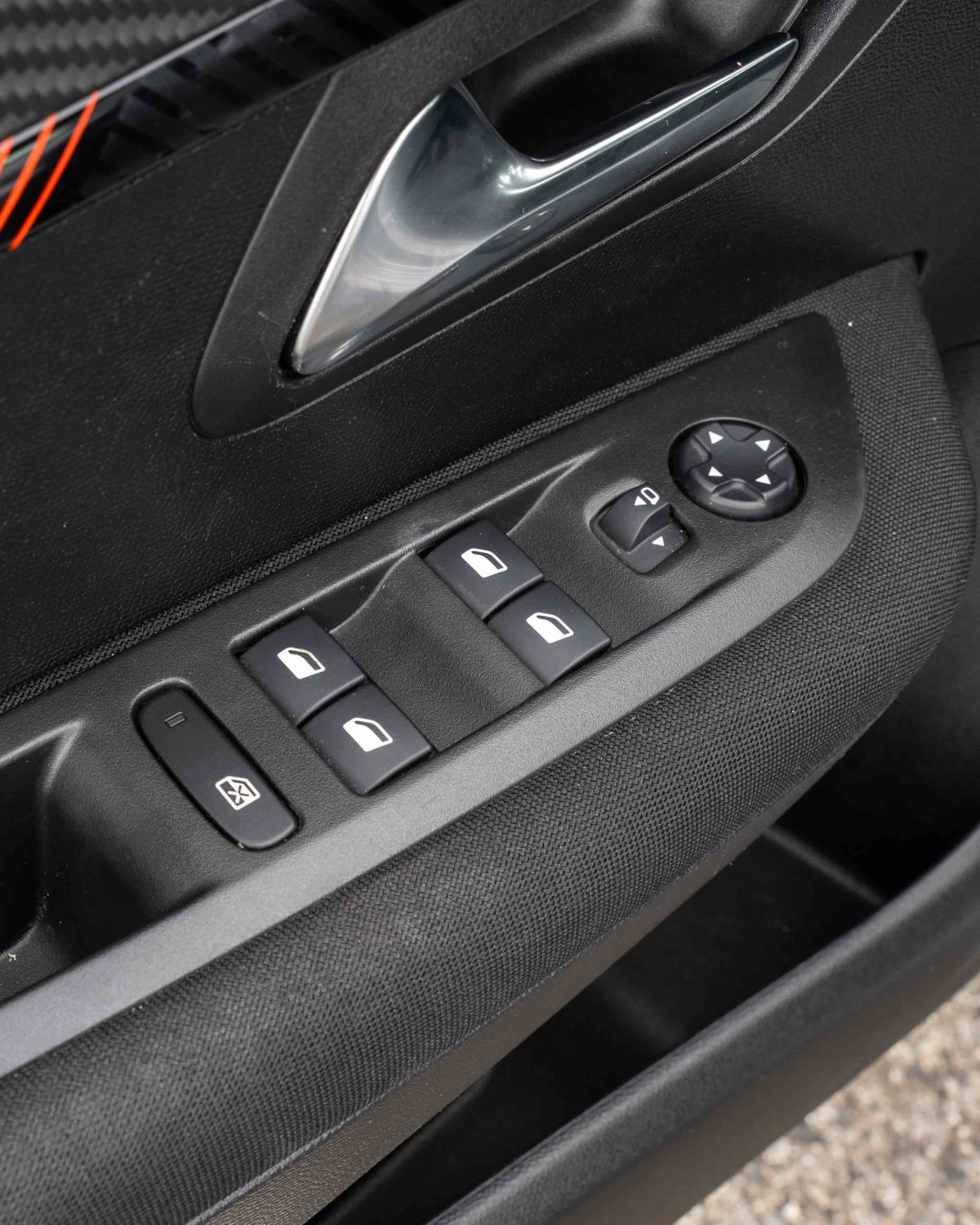Peugeot 208 1.2 PureTech Allure Pack EAT8