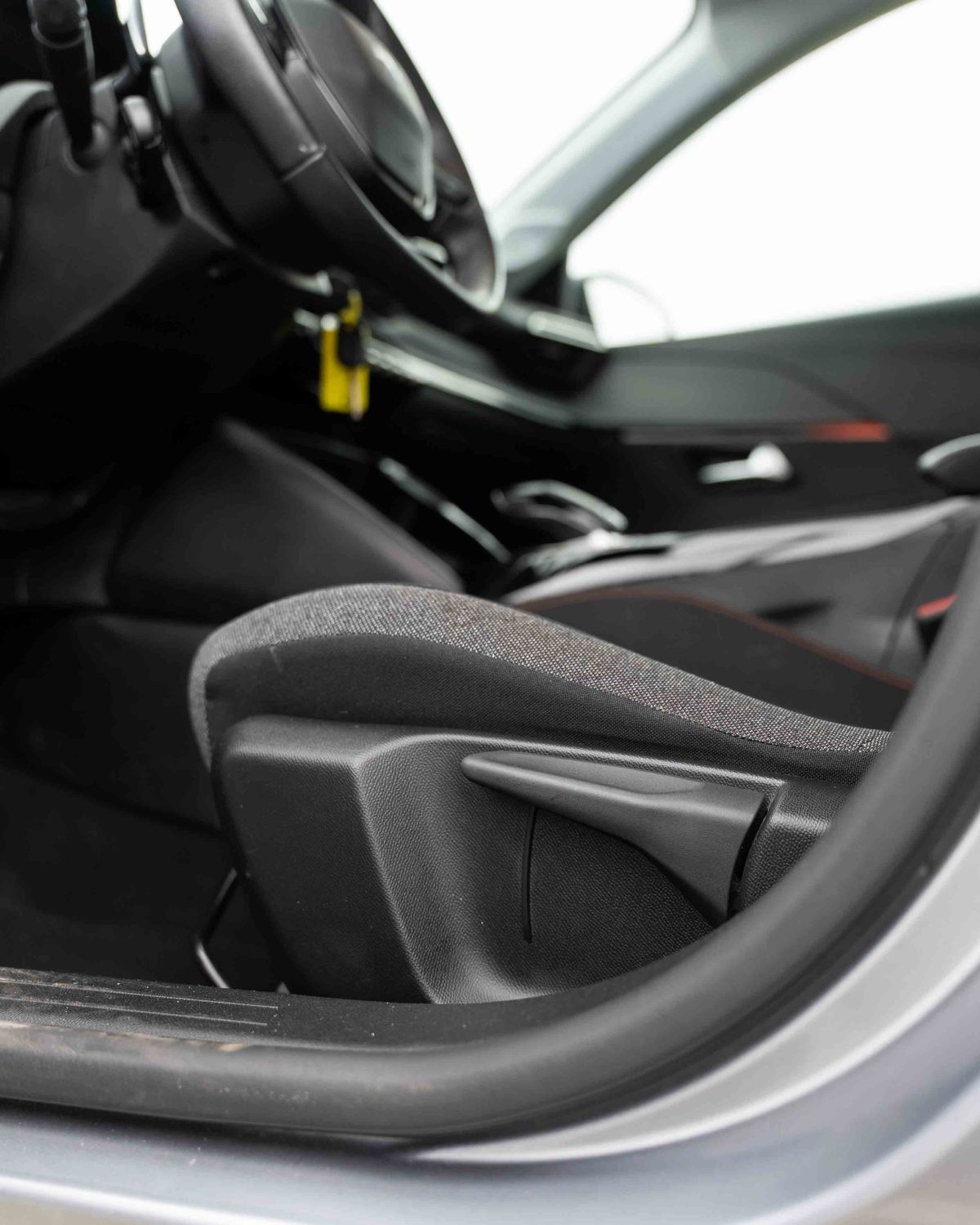 Peugeot 208 1.2 PureTech Allure Pack EAT8